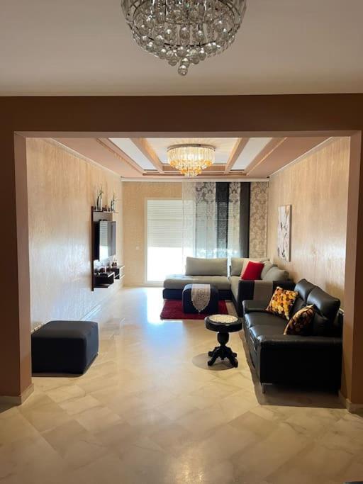 Big Luxury Apartment Near Airport نواصير المظهر الخارجي الصورة